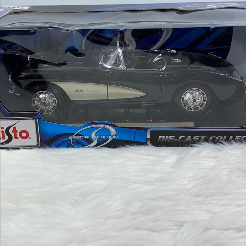 1957 Chevy Corvette Metal Car Collectible Toy New